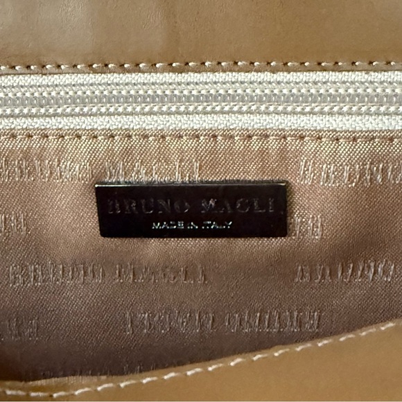 Bruno Magli Shoulder Bag Vintage Butter Yellow - Picture 9 of 9